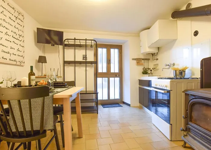 Cozy In With Kitchen 아파트 *